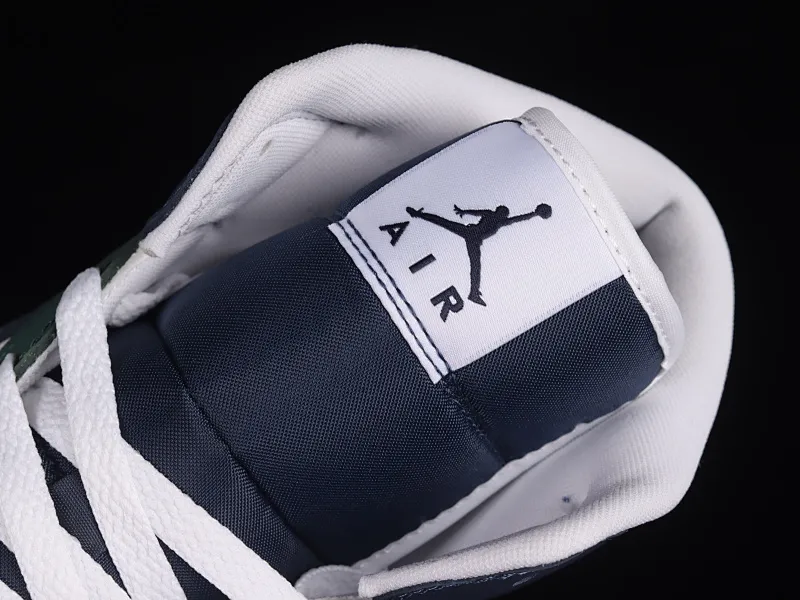 All categories Air Jordan Jordan series basketball shoes Air Jordan 1 Mid G version pure original Air Jordan 1 Mid AJ1 Joe 1 blue and green color matching Zhongbang basketball shoes DZ5326-300
